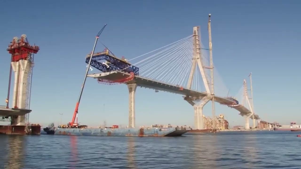 Puente de la Constitución - Bahía de Cádiz hero image